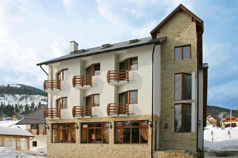 Pensiunea Vraja Muntelui Arieseni Exterior photo