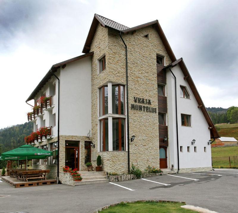 Pensiunea Vraja Muntelui Arieseni Exterior photo
